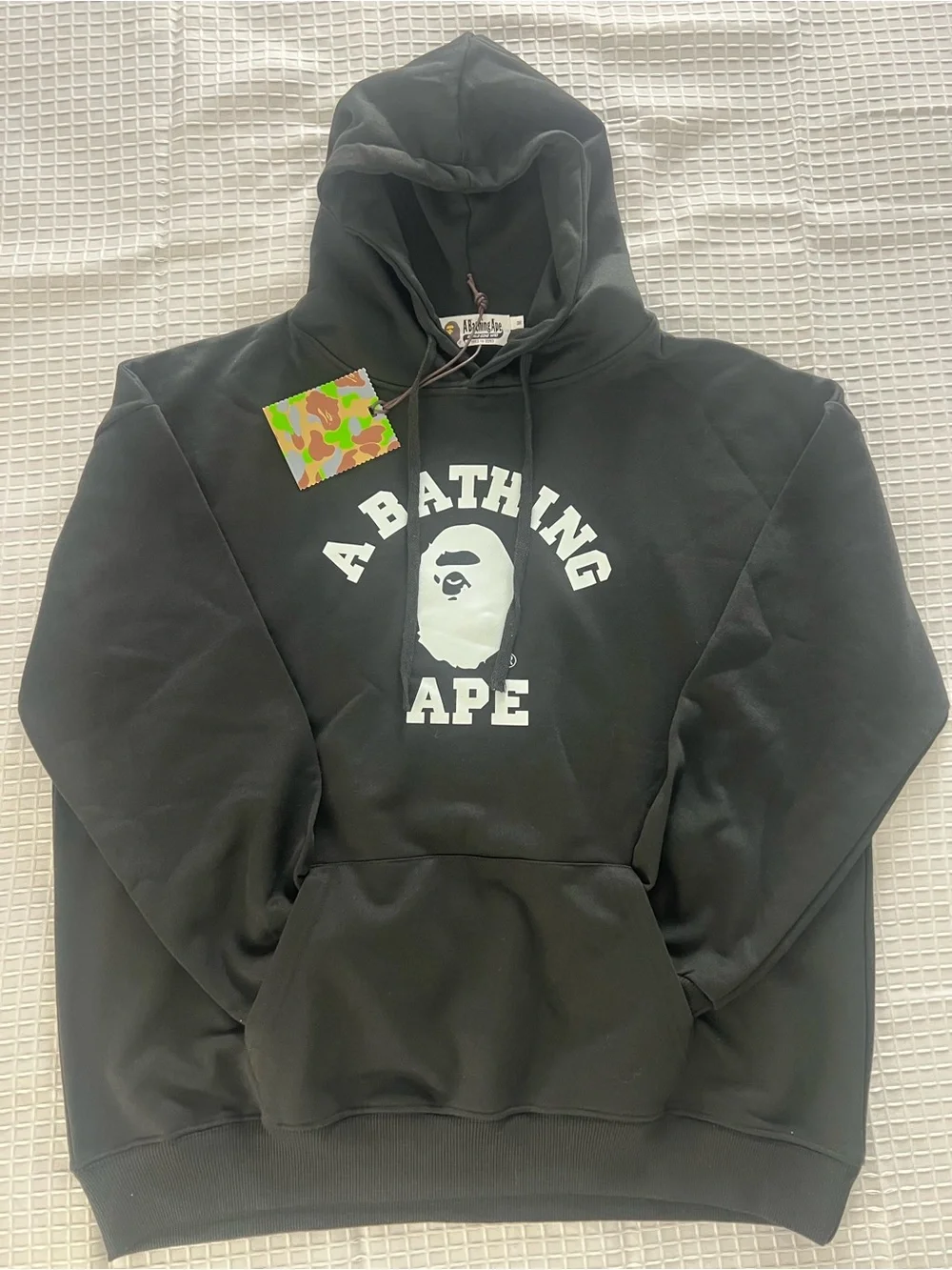 Men's A Bathing Ape (BAPE) Graphic Pullover Hoodie - Black - M
